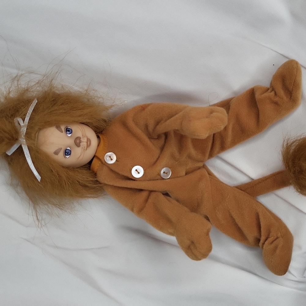 Madame Alexander Lion Wizard of Oz 2000s rare painted on face LAST CHANCE SALE